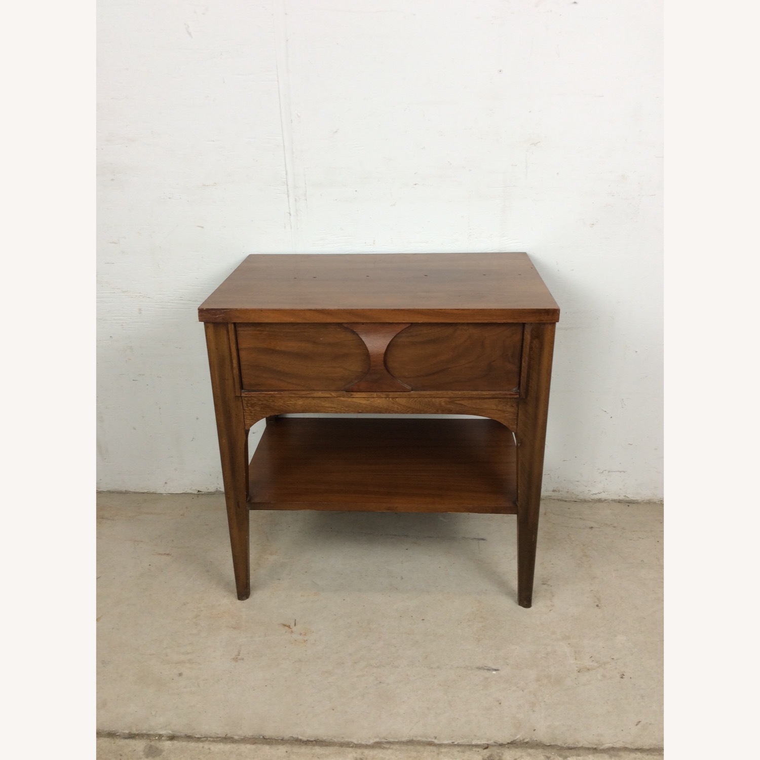 Mid Century Kent-Coffey Perspecta End Table  - image-2