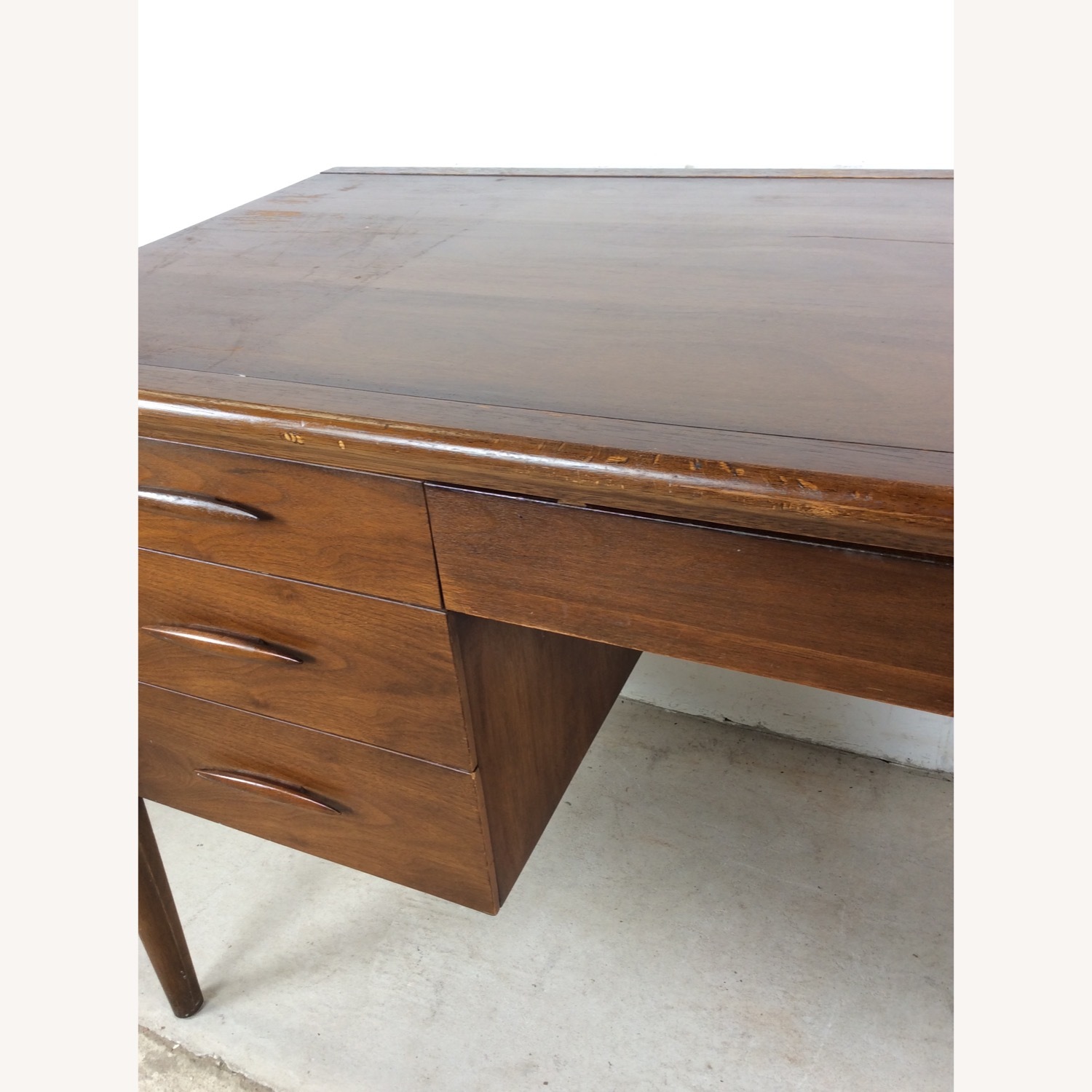 Mid Century Writing Desk w/ Caned Back by Broyhill - image-14