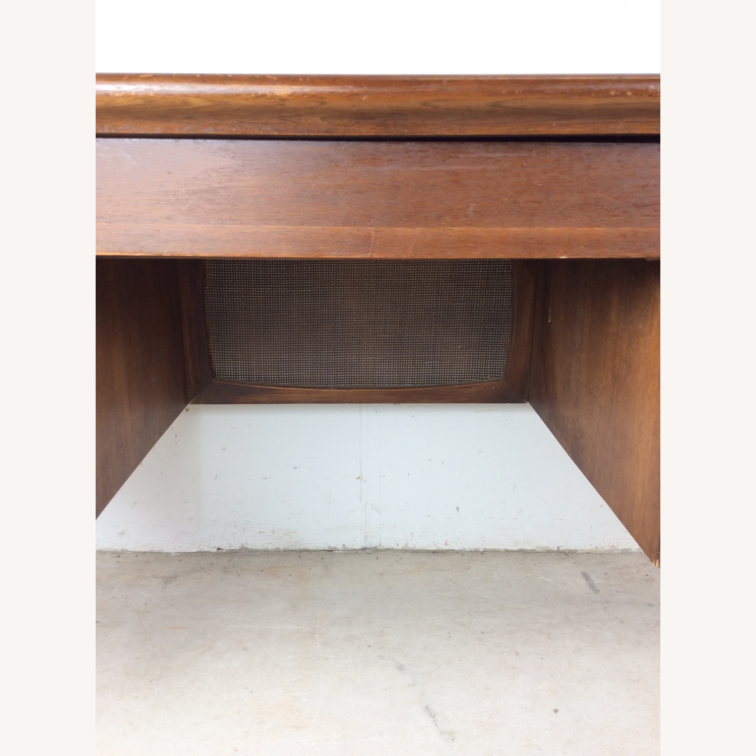 Mid Century Writing Desk w/ Caned Back by Broyhill - image-24