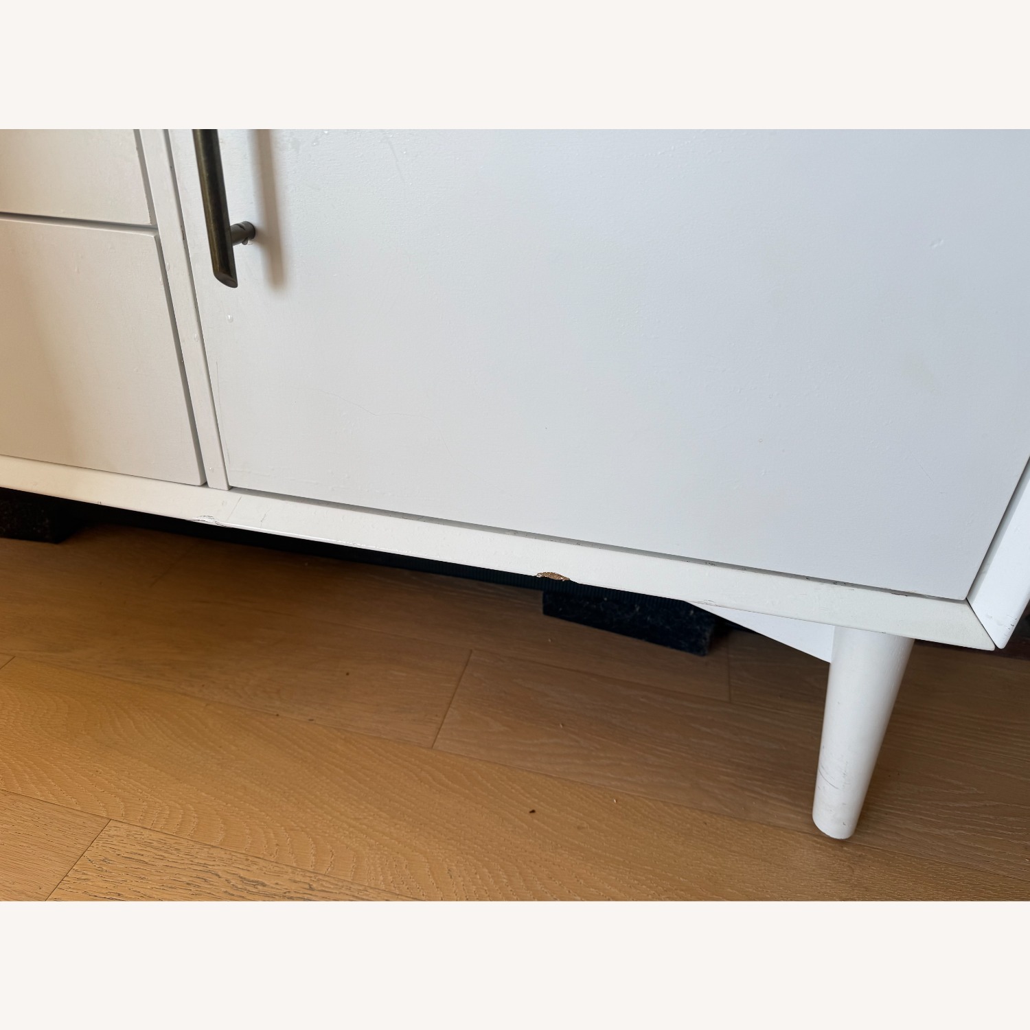 Wade Logan White Wood Media Storage - AptDeco