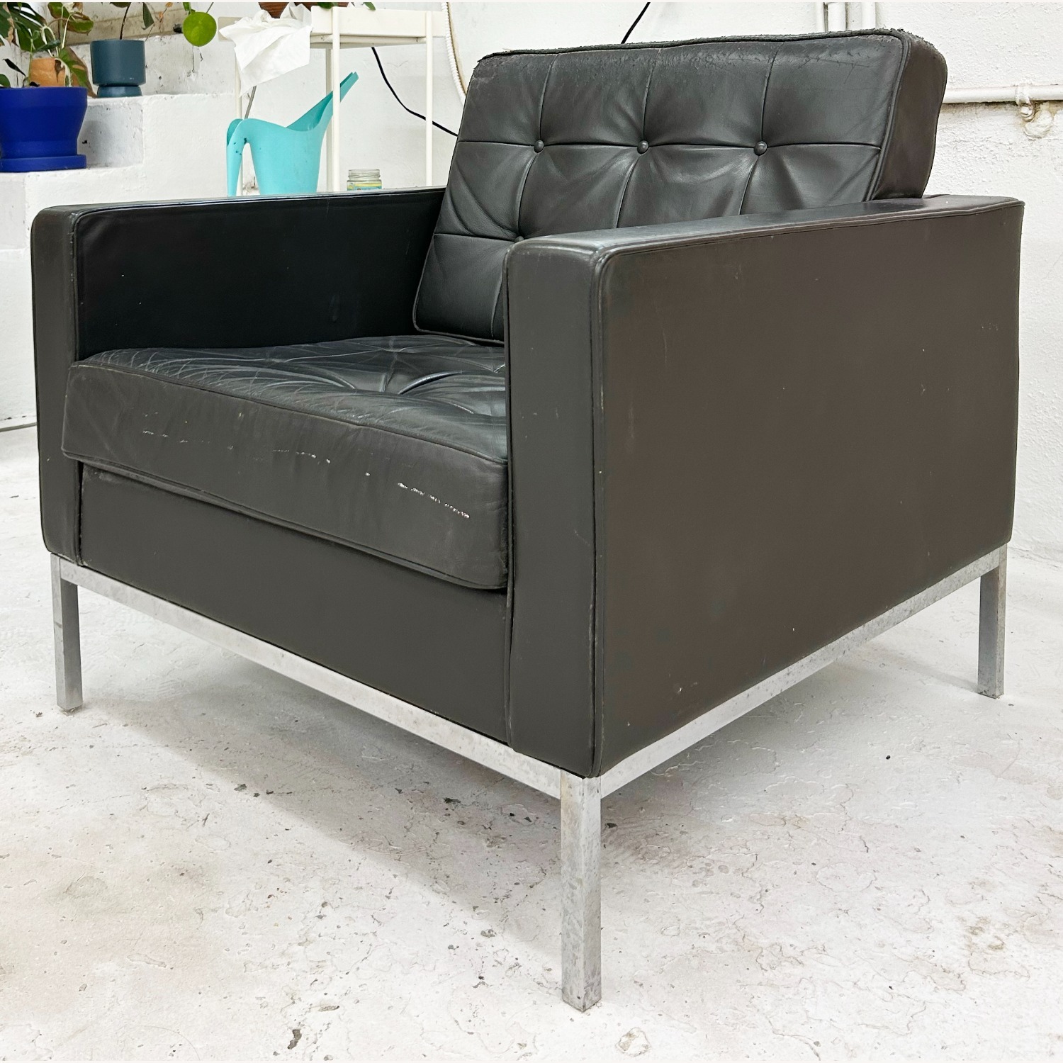  Knoll Florence Lounge Chair - image-2