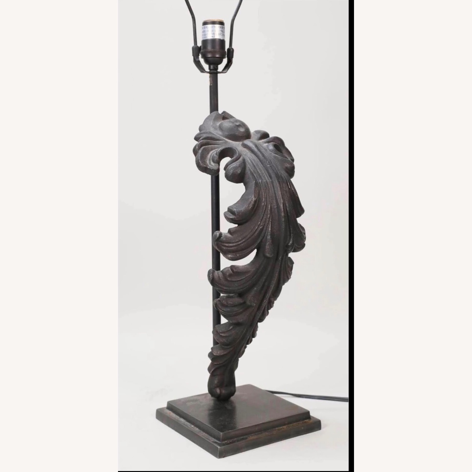 RH Cast Metal Acanthus Leaf Table Lamp - image-6