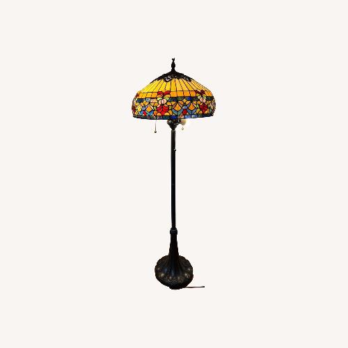 Used Vintage/Antique Floor Lamp for sale on AptDeco