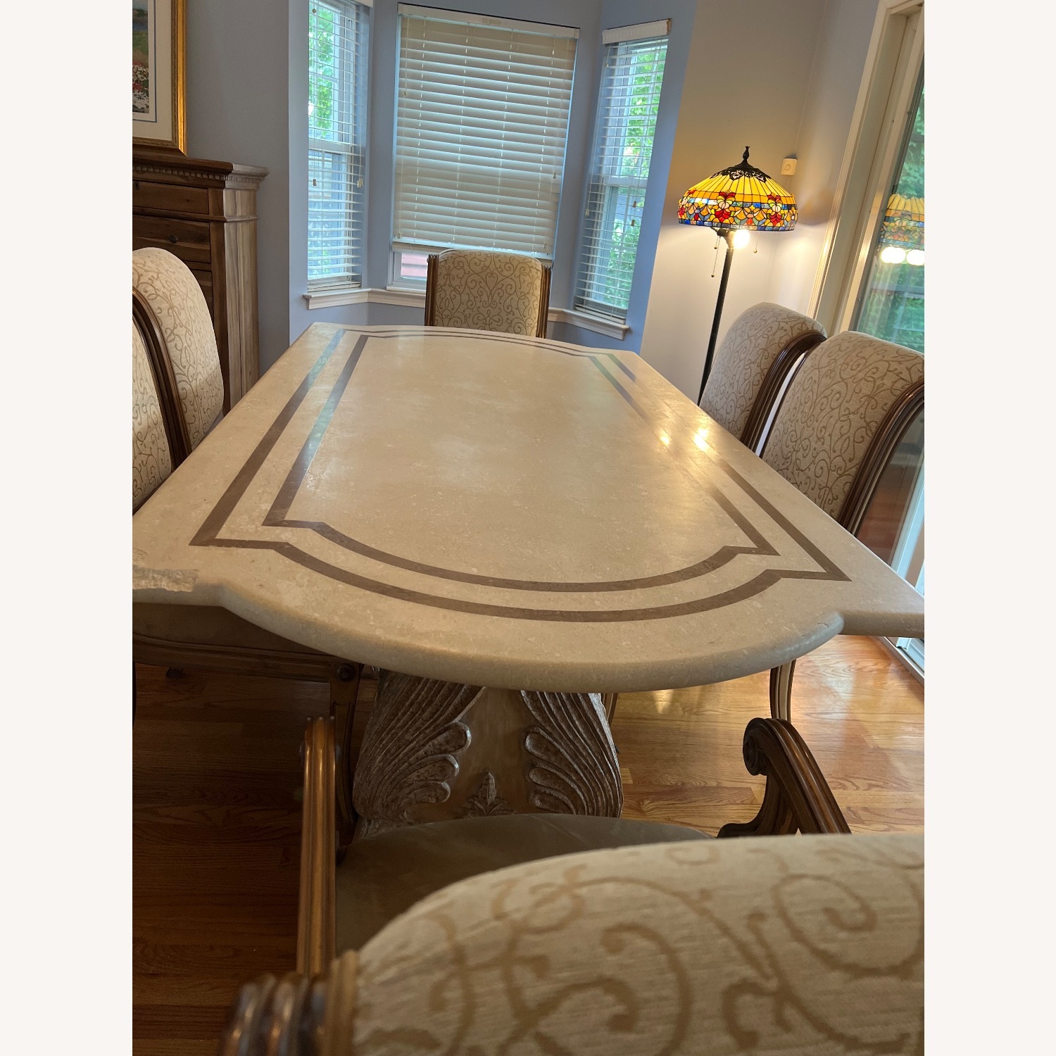 Chipped Stone Kreiss Dining Set - image-11