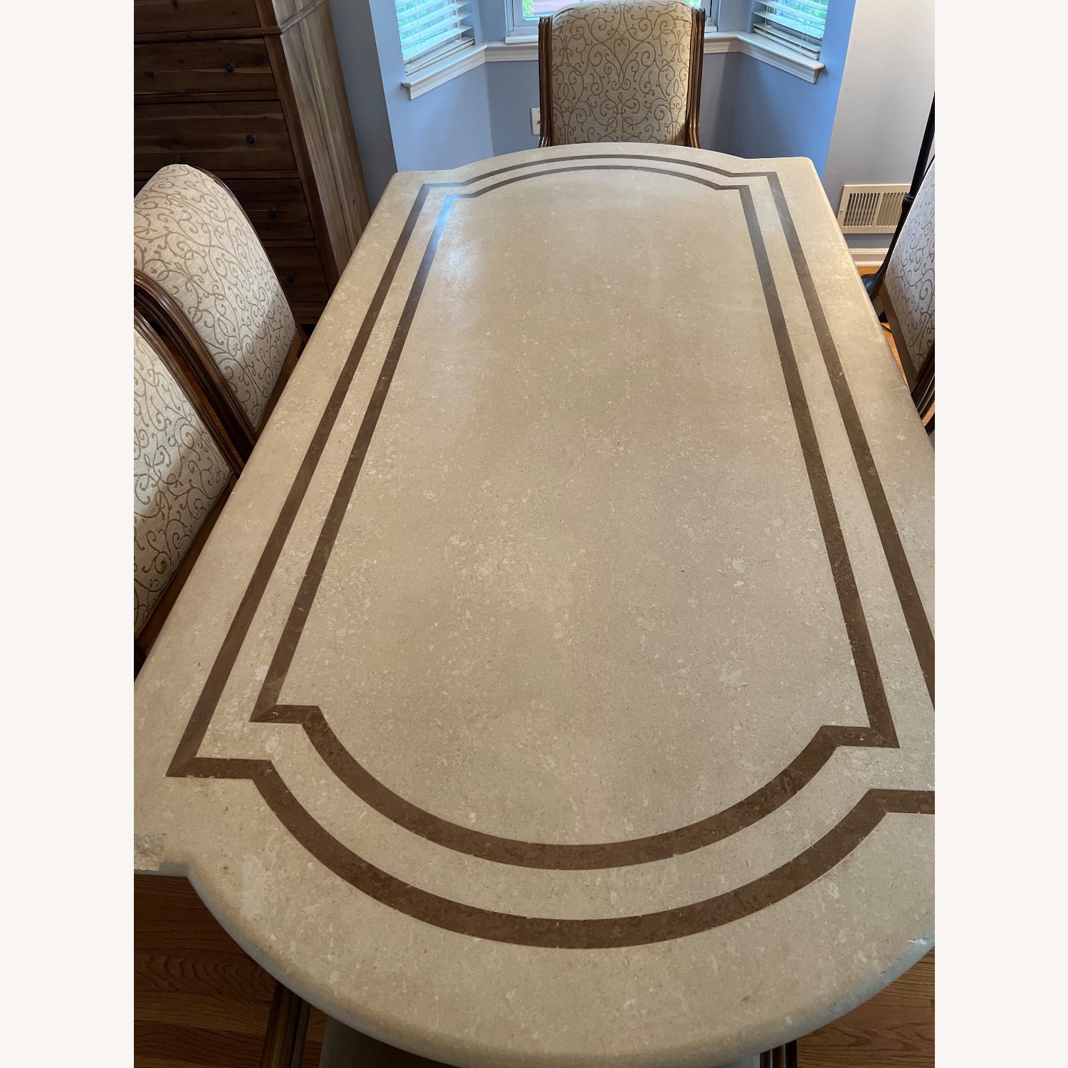 Chipped Stone Kreiss Dining Set - image-1