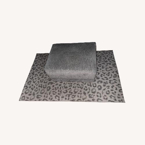 Used 5x8" Chic Leopard Area Rug for sale on AptDeco