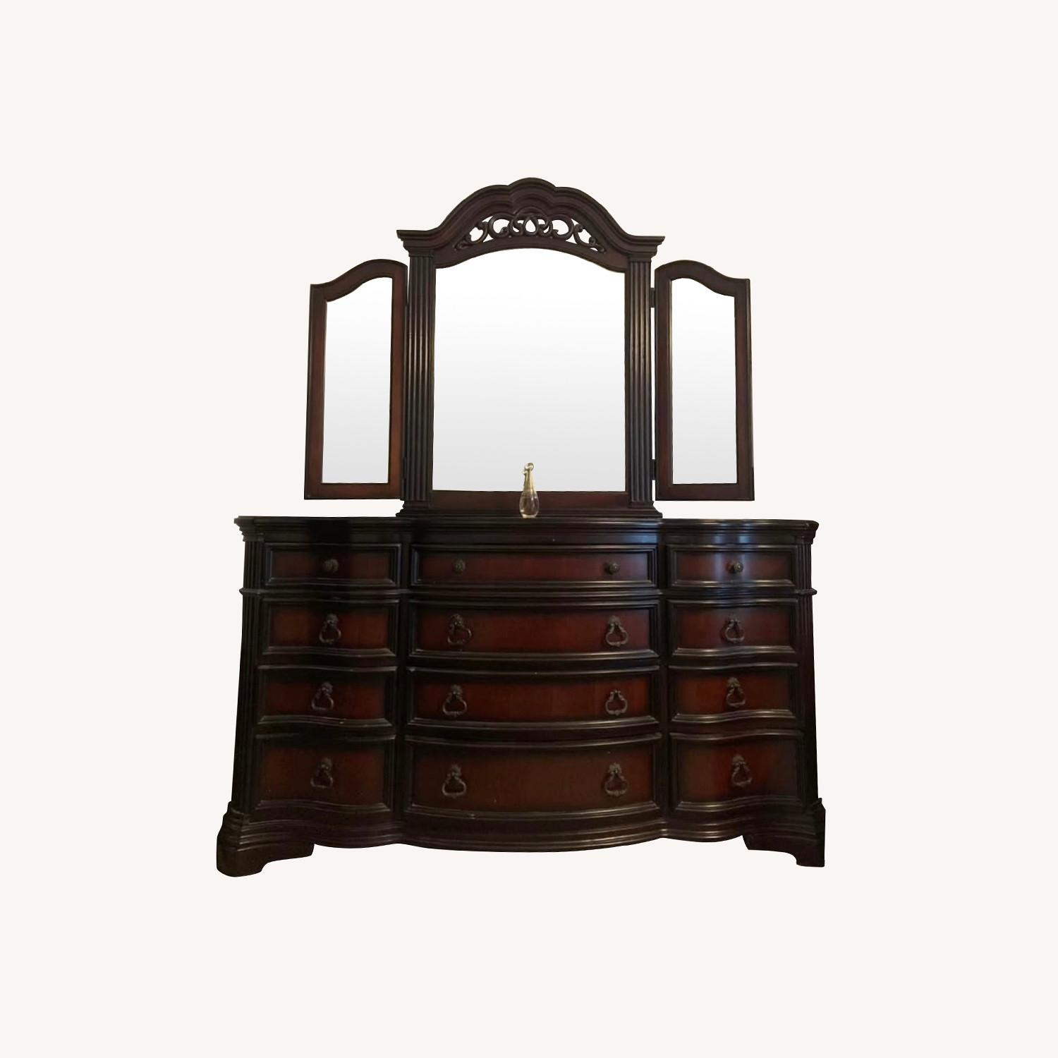 Raymour & Flanigan Dresser - image-0