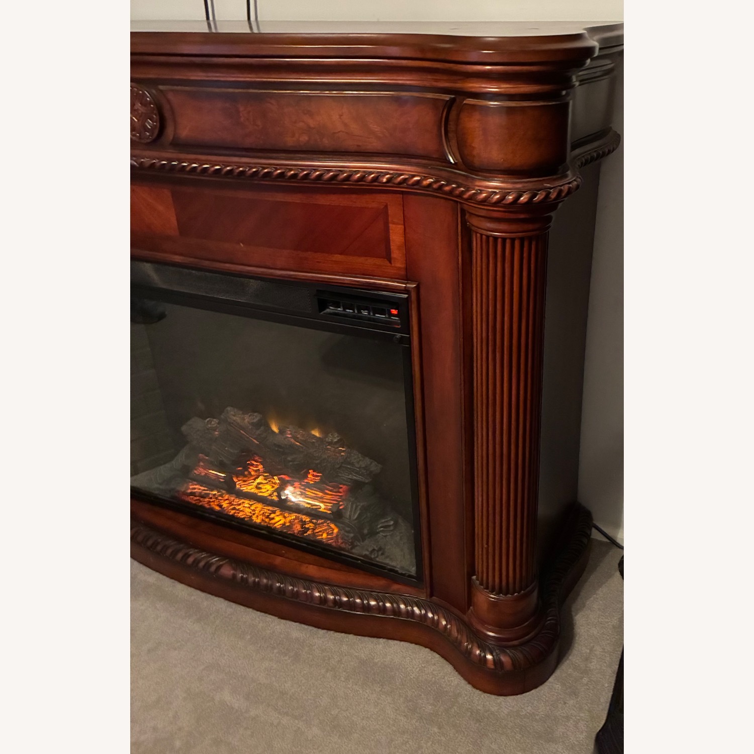 Raymour & Flanigan Fireplace Decor - image-3