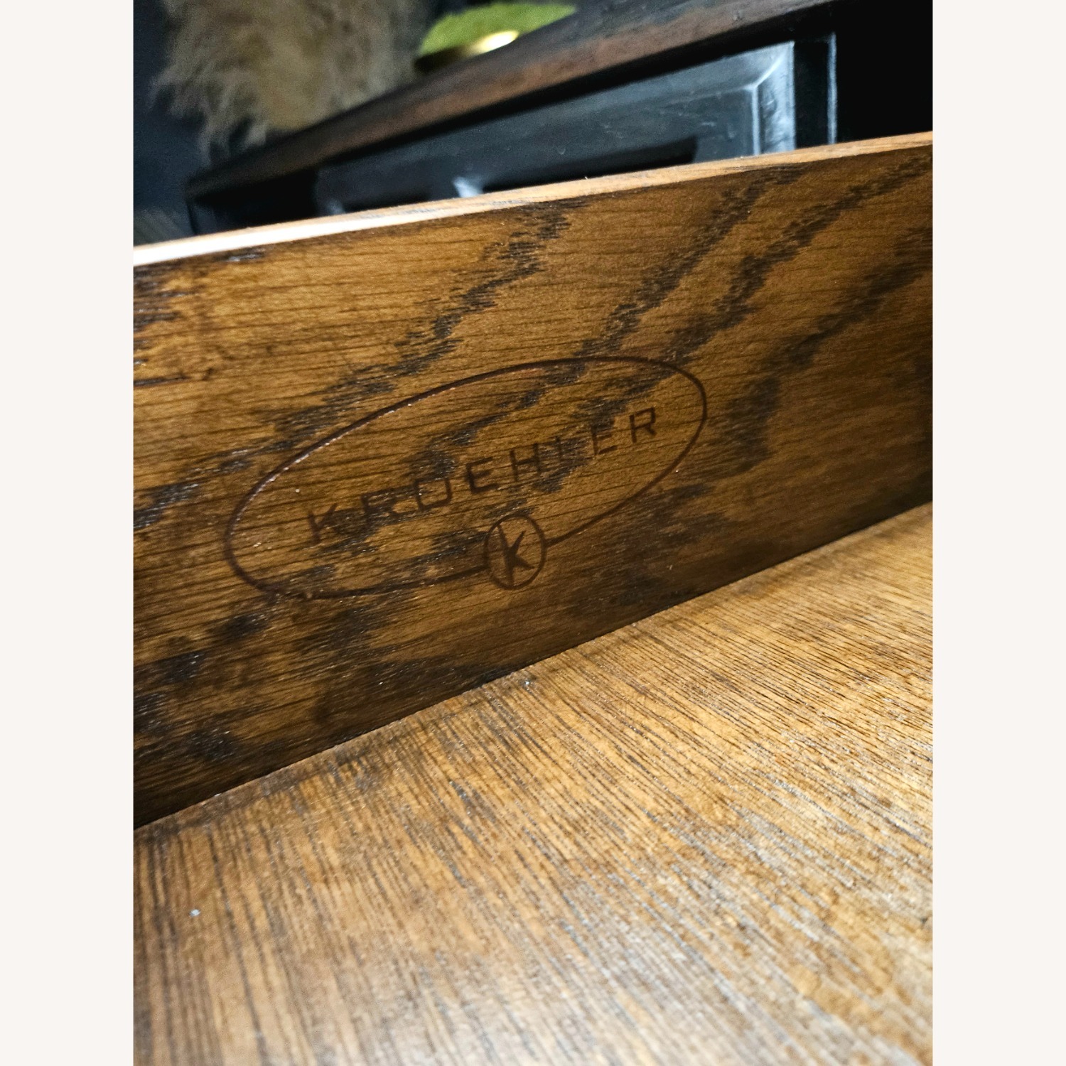 Kroehler Mid-Century Modern Sculptural Credenza - image-8