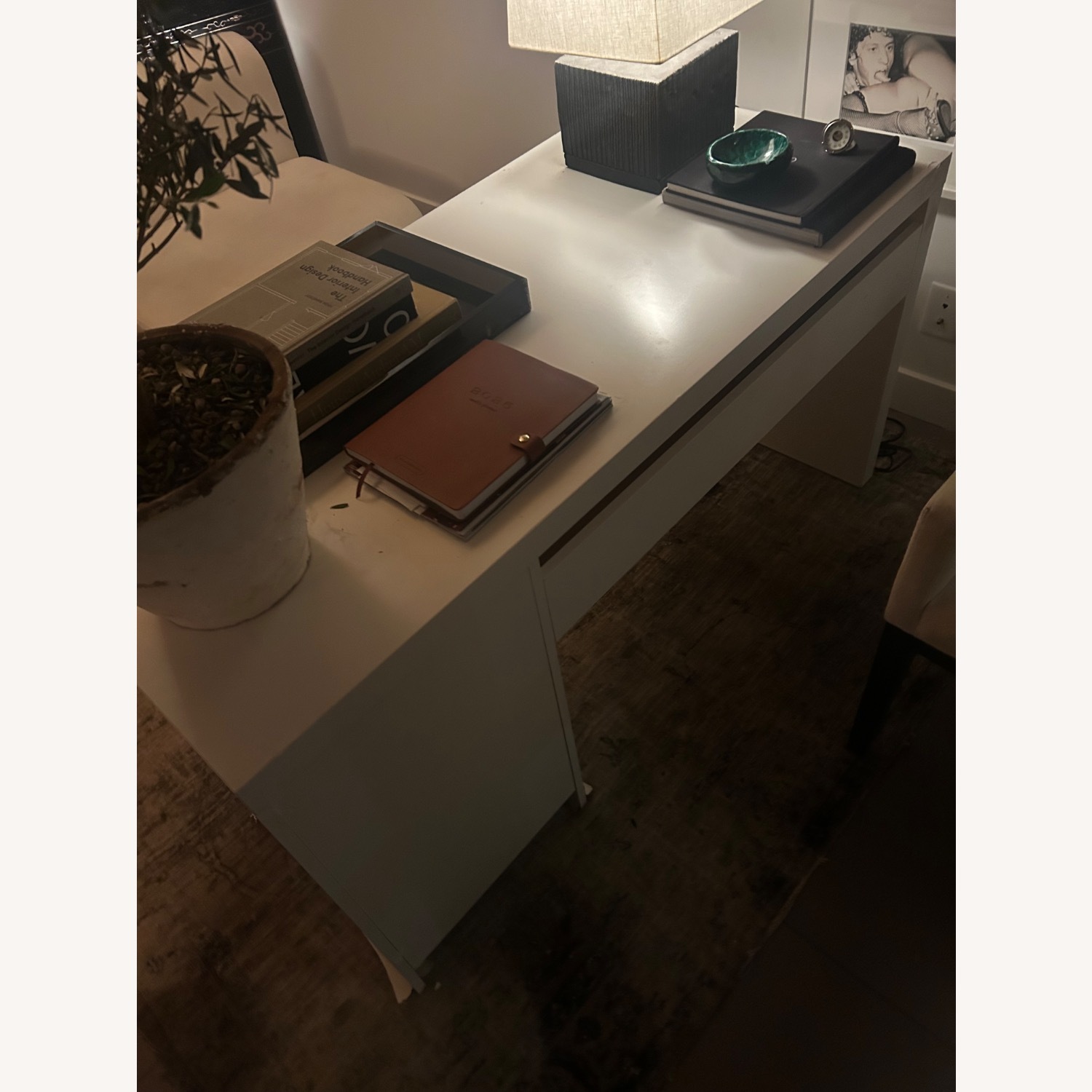 White Desk - image-4