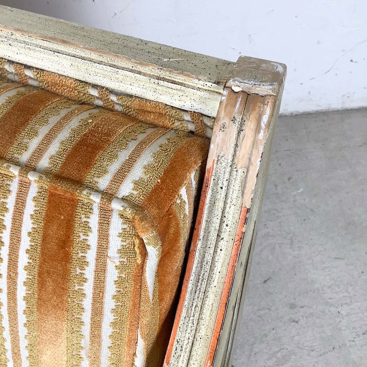 Vintage Louis XVI Style Settee Sofa - image-16