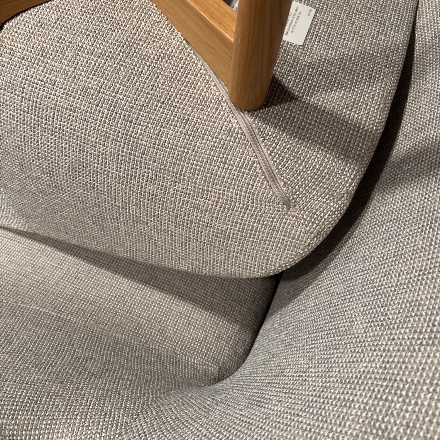 Artifort Beso Lounge Chairs - image-4