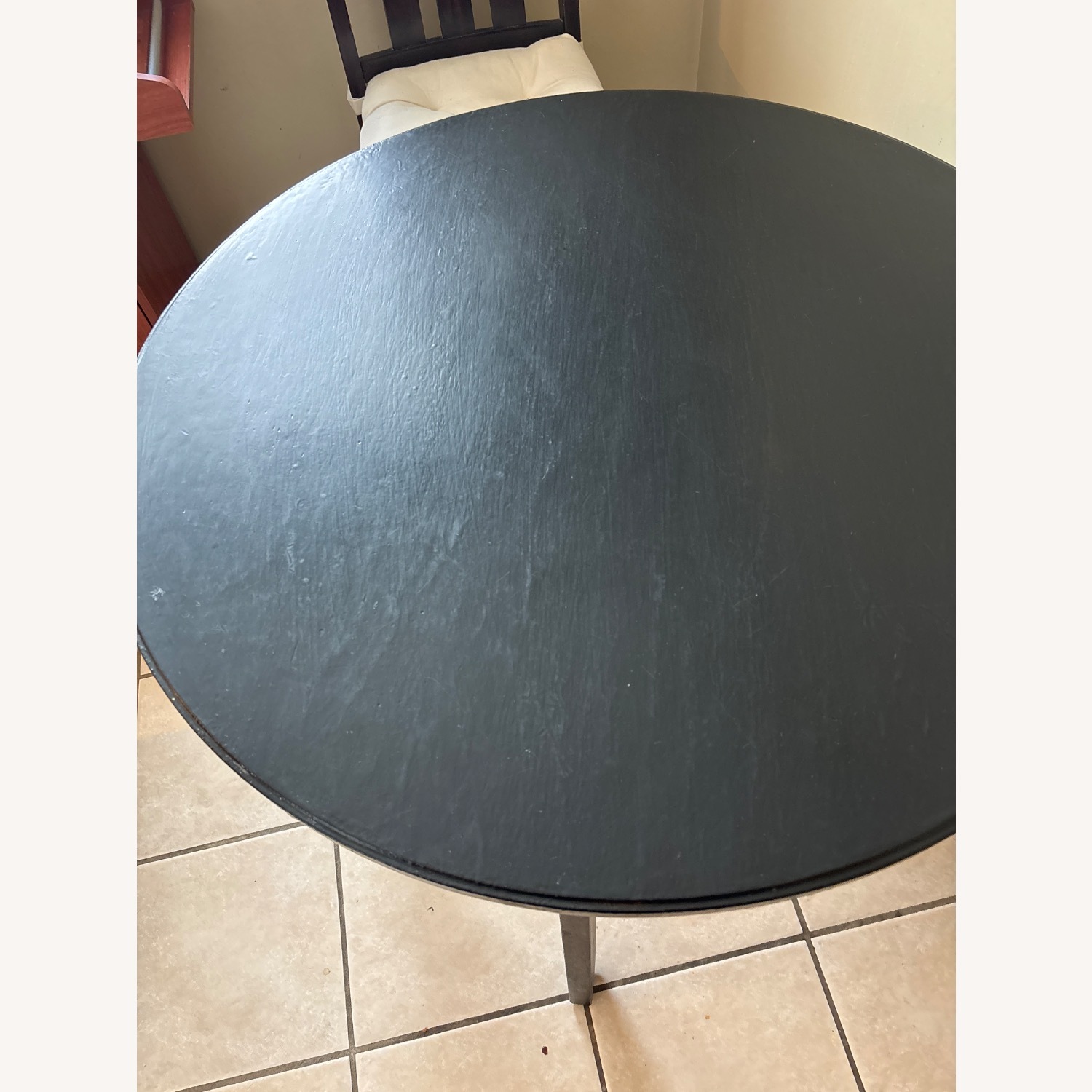 Kitchen Table and 2 Chairs  - image-4