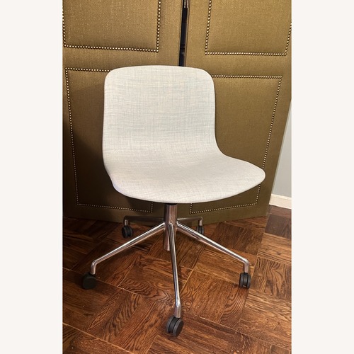 Used Design Within Reach Hay Task Chair for sale on AptDeco