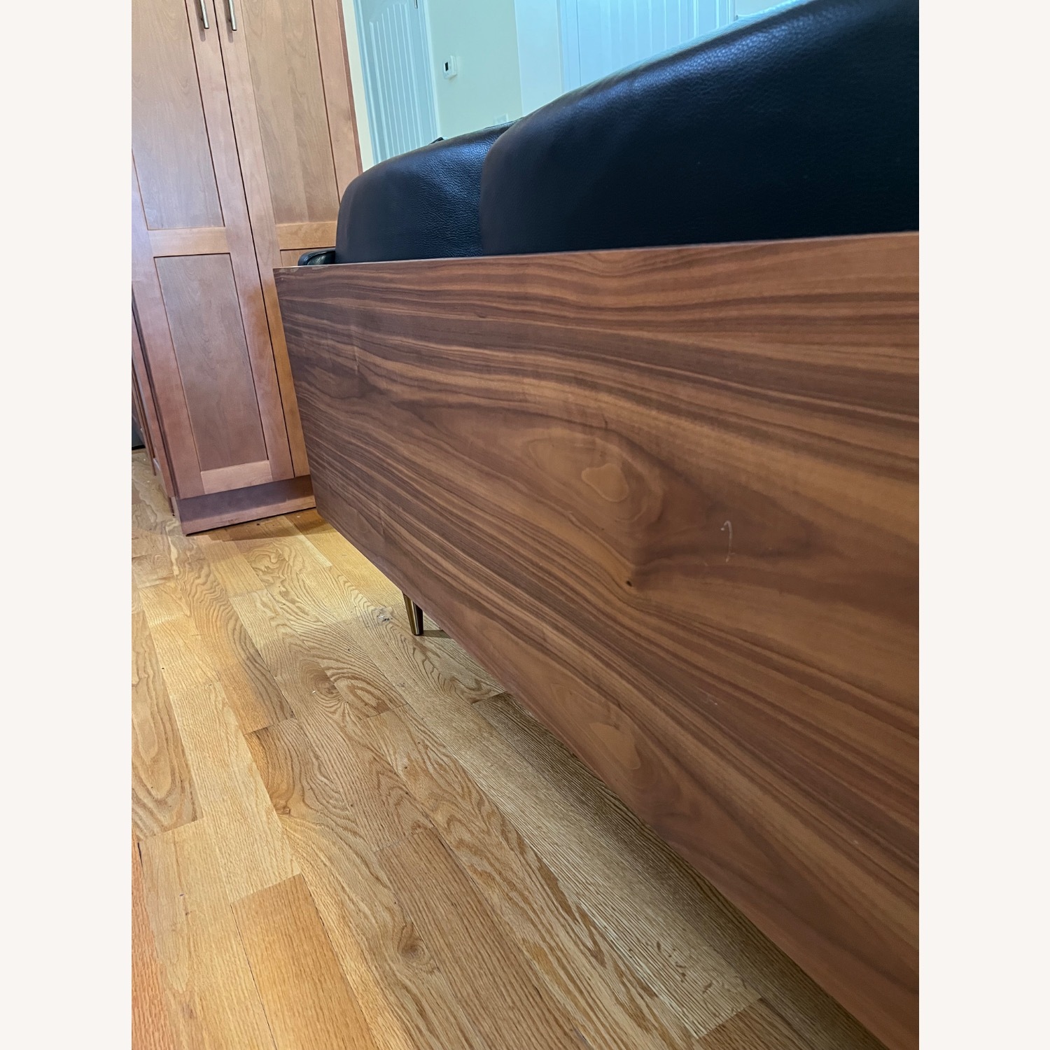 Kardiel Woodrow Lush Sofa - image-5