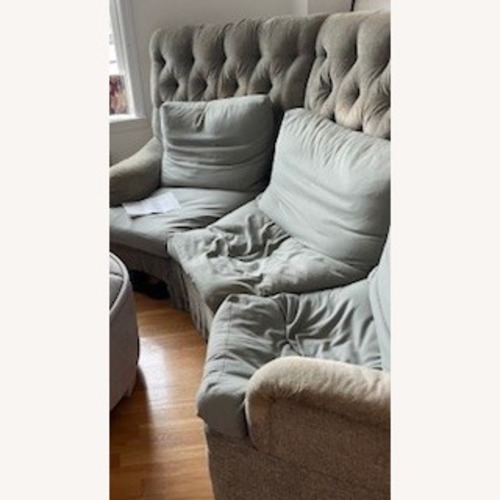 Used Stylish Desinger Sofa for sale on AptDeco