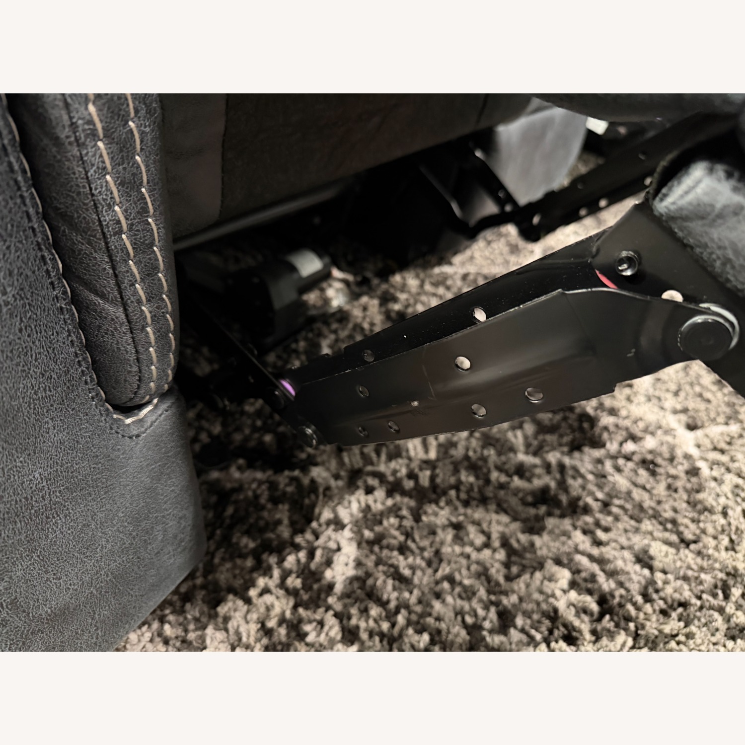 Power Reclining Sofa 82" - image-3