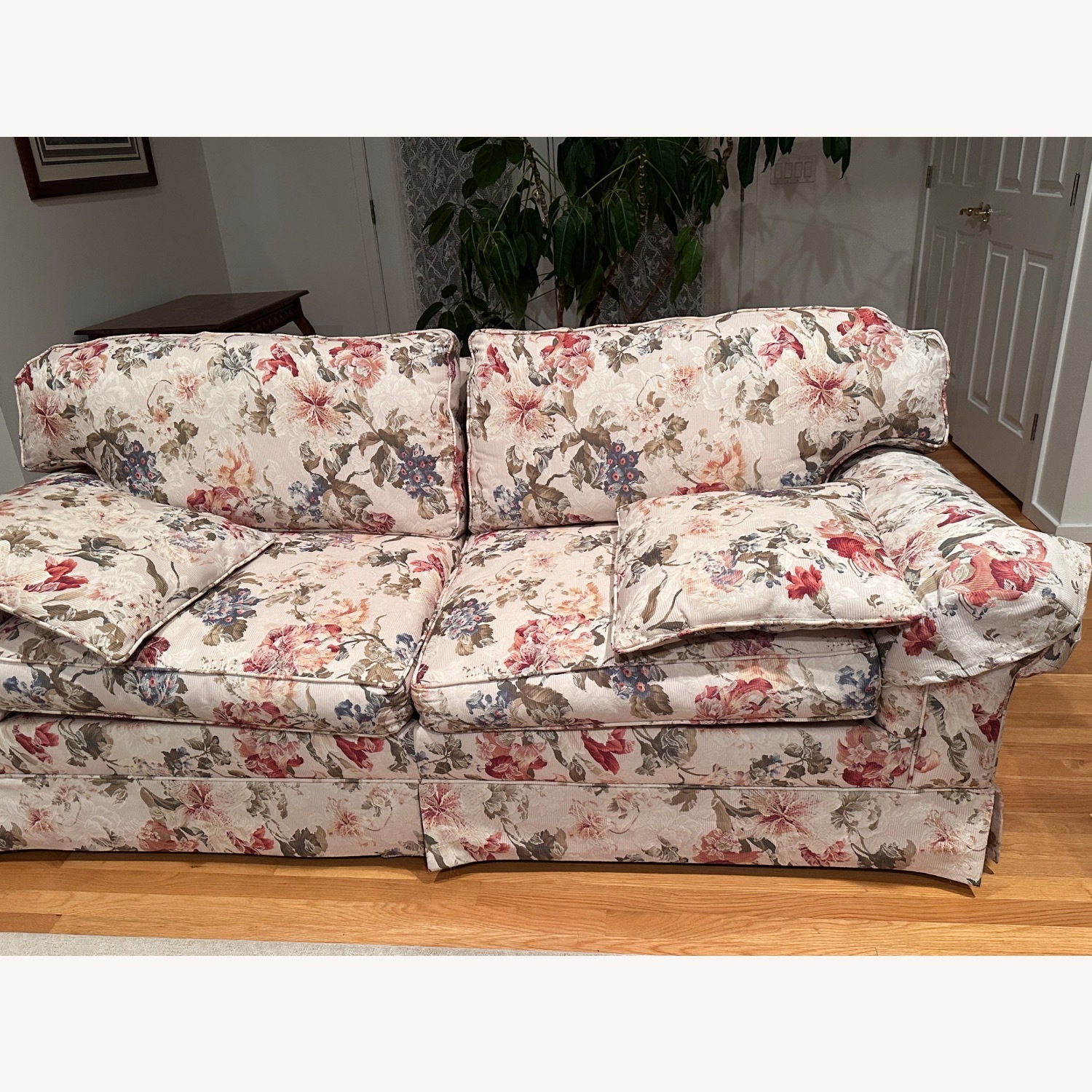 Rowe Floral Pattern Sofa - image-3
