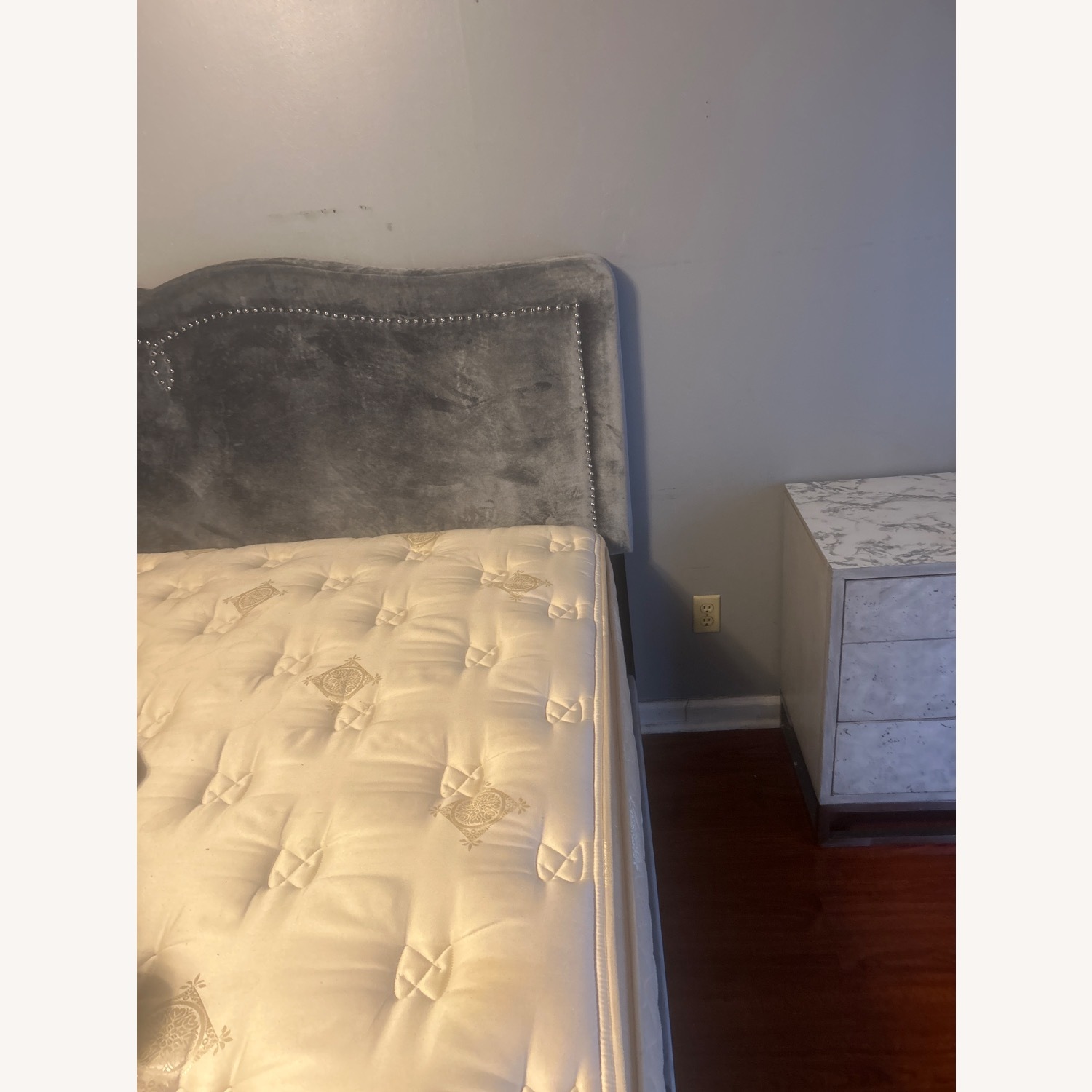 Contemporary Headboard - image-3