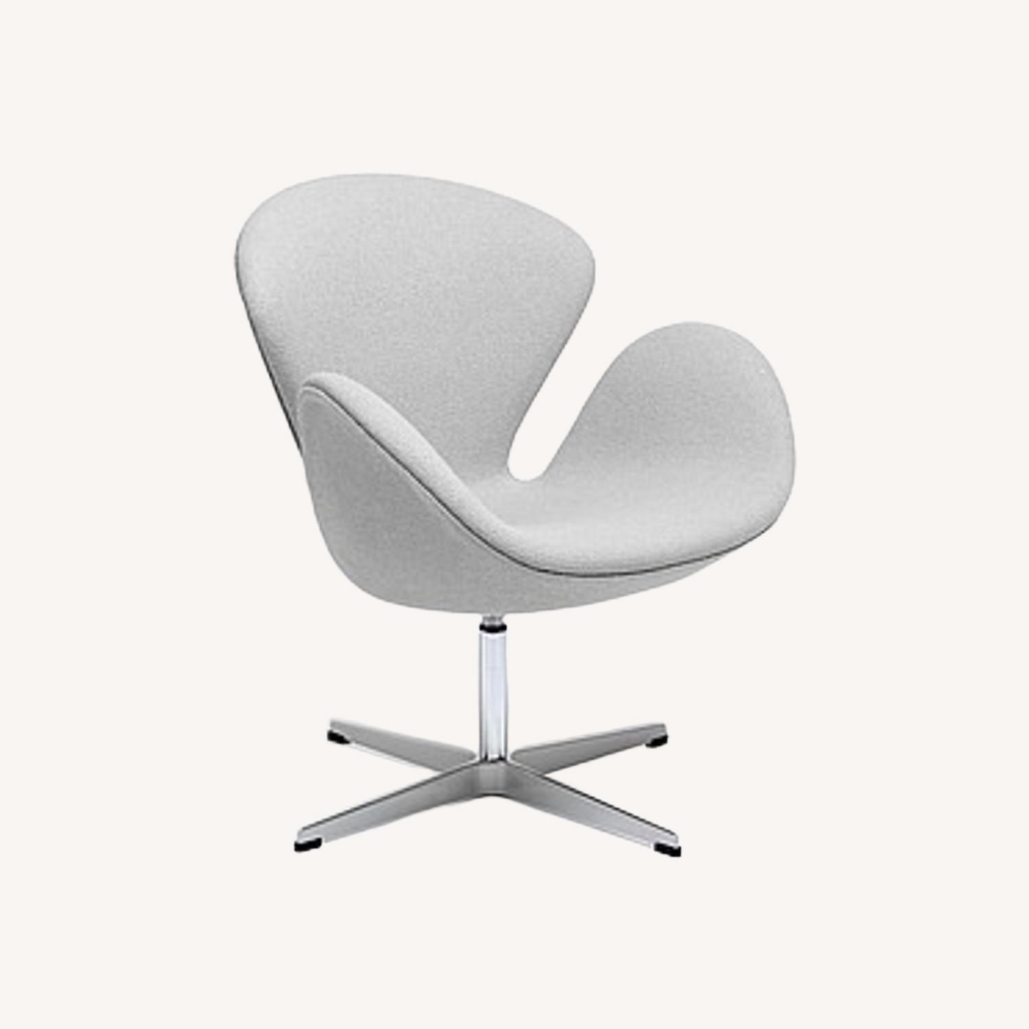 Arne Jacobsen White Leather Accent Chair - image-0