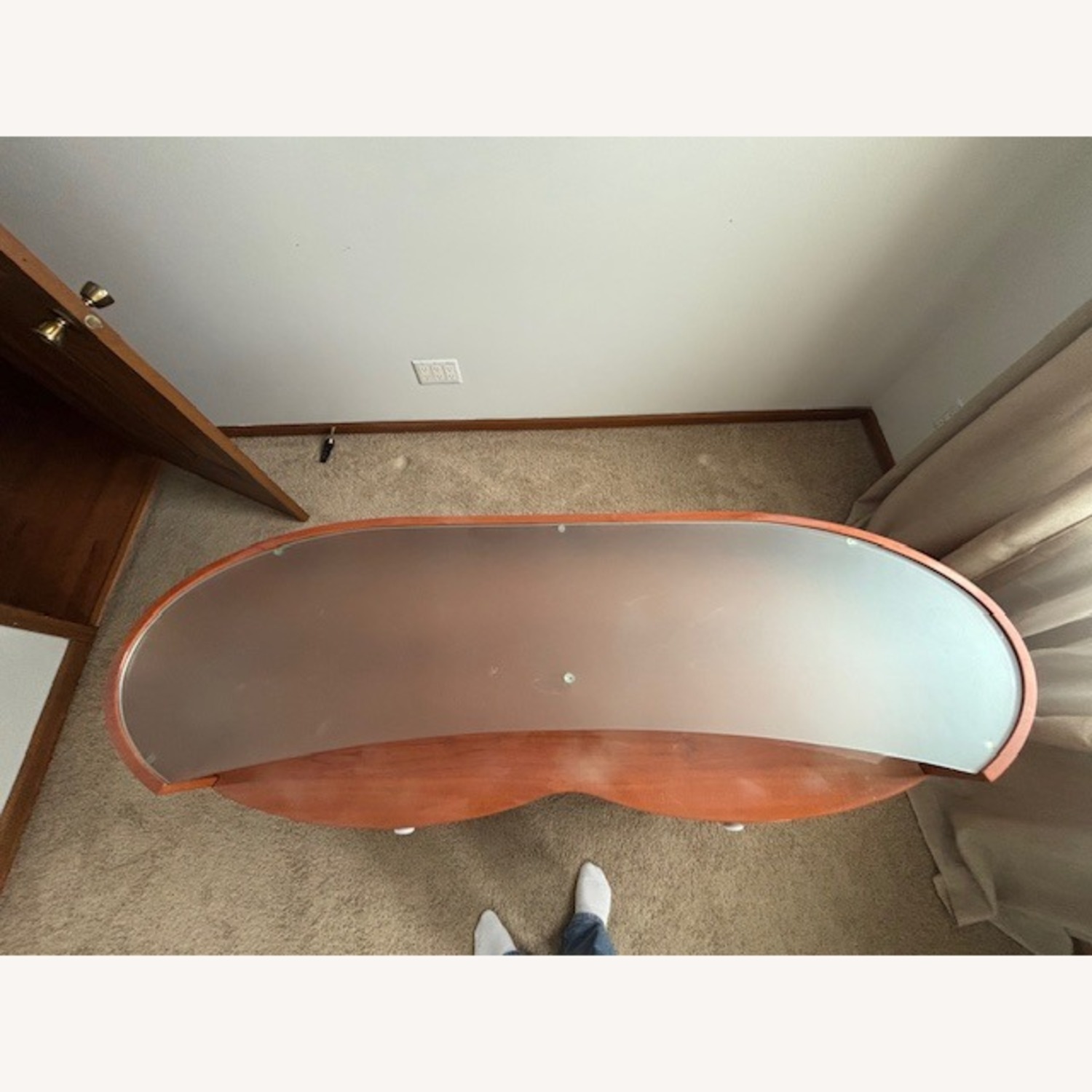 Fashionable Dresser - image-4