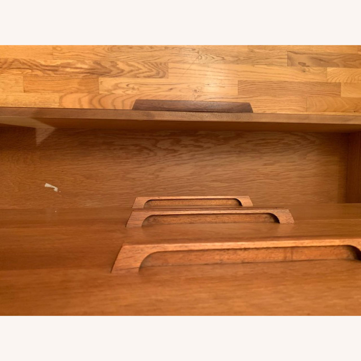 Ramseur MCM 5 Drawer Dresser w Glass Top - image-17