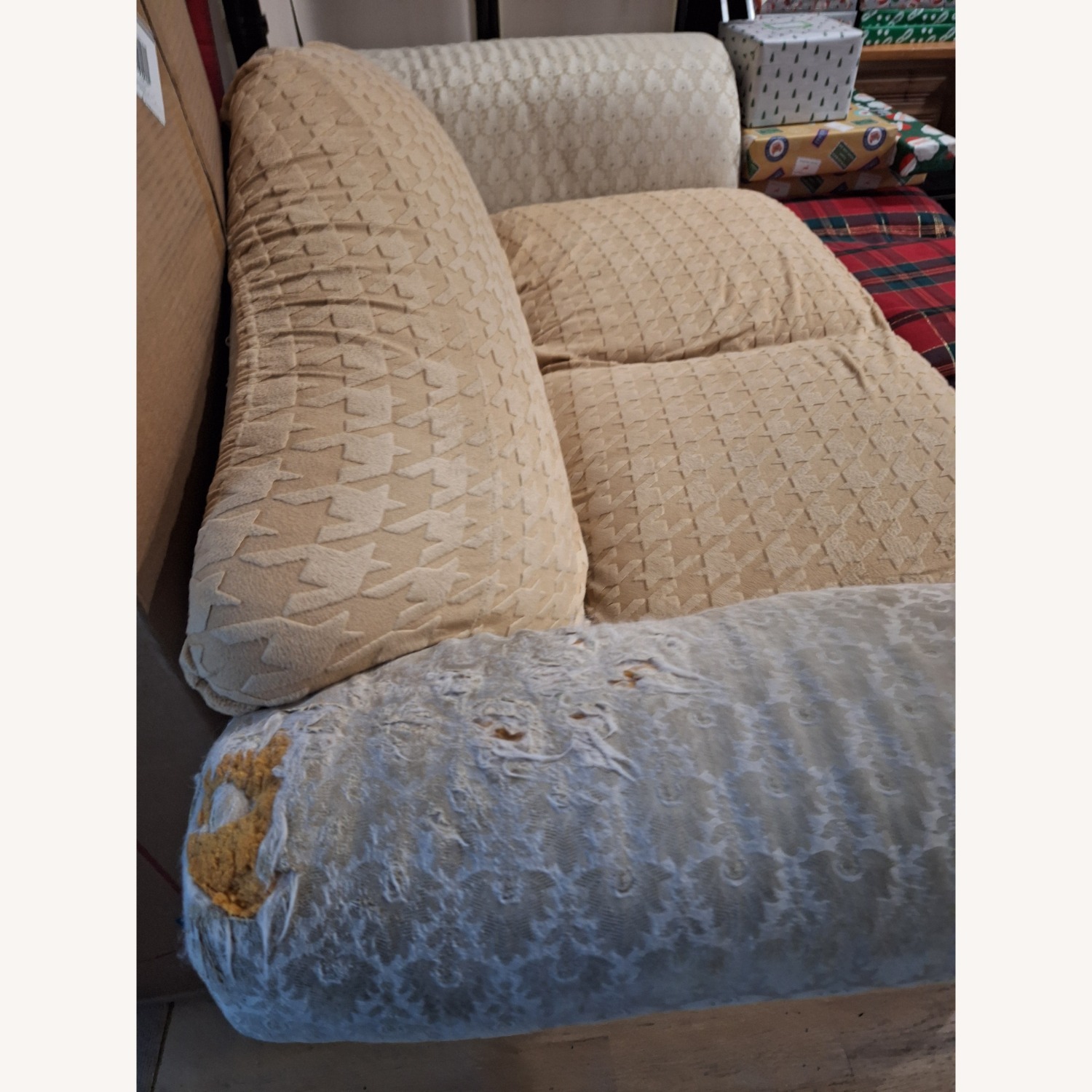 Highland House 2 Seater Sofa - image-2