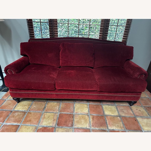 Used Thomasville Furniture Industries 3+ Seater Sofa for sale on AptDeco