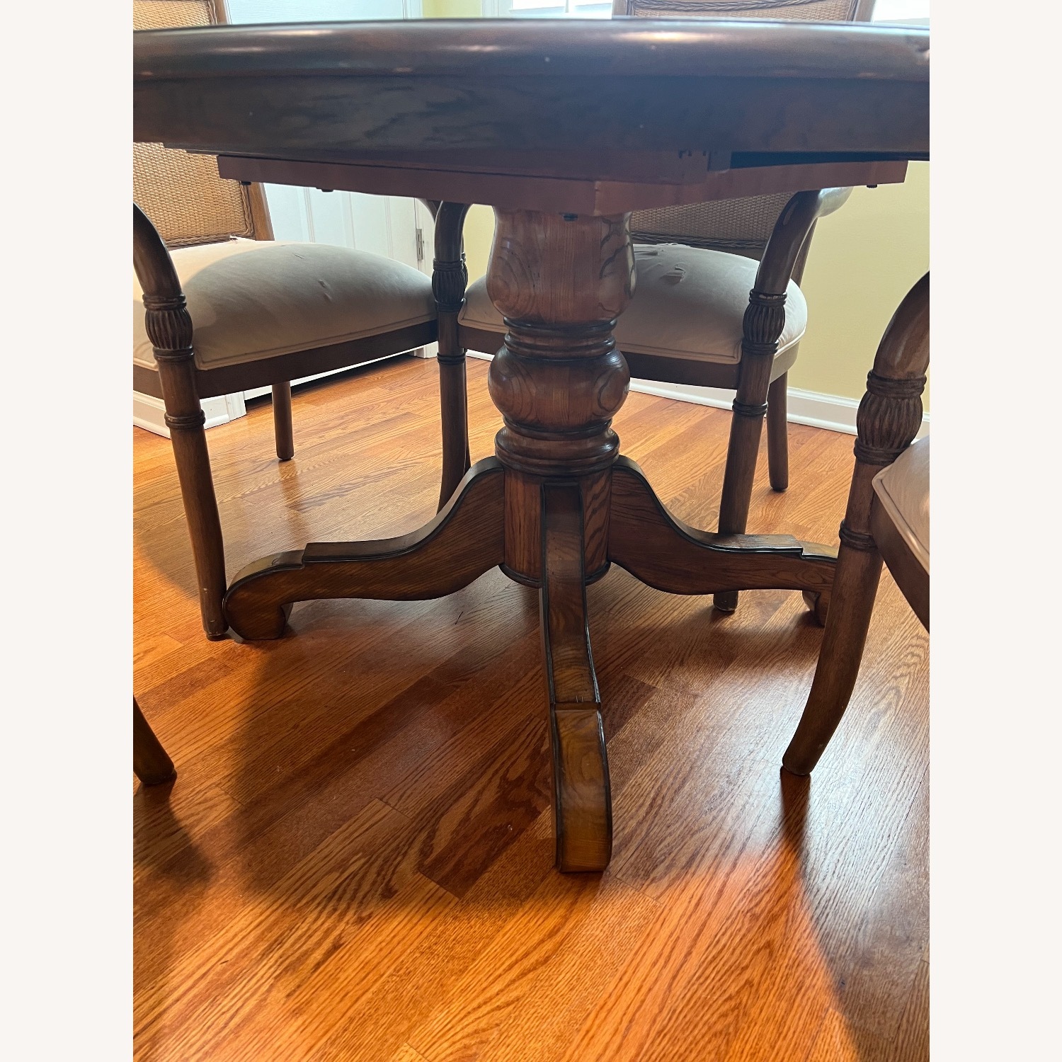 Kreiss Dining Set - image-5