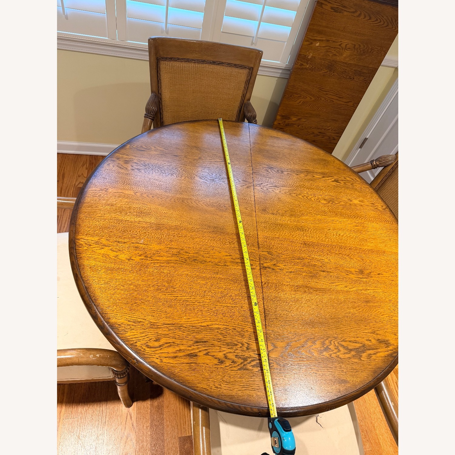 Kreiss Dining Set - image-8