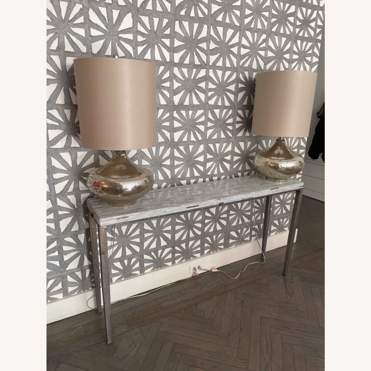 Mirrored Detail Console Table - image-2