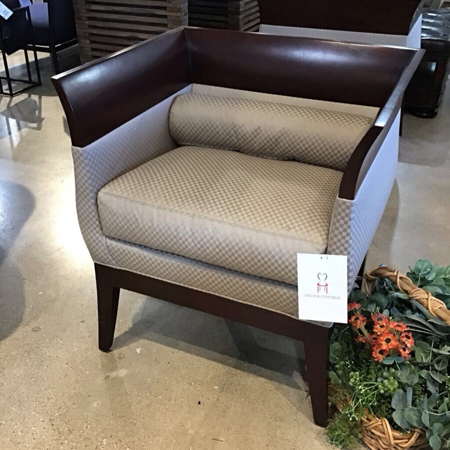 Chalice Chair By Orlando Diaz-Azcuy - image-1