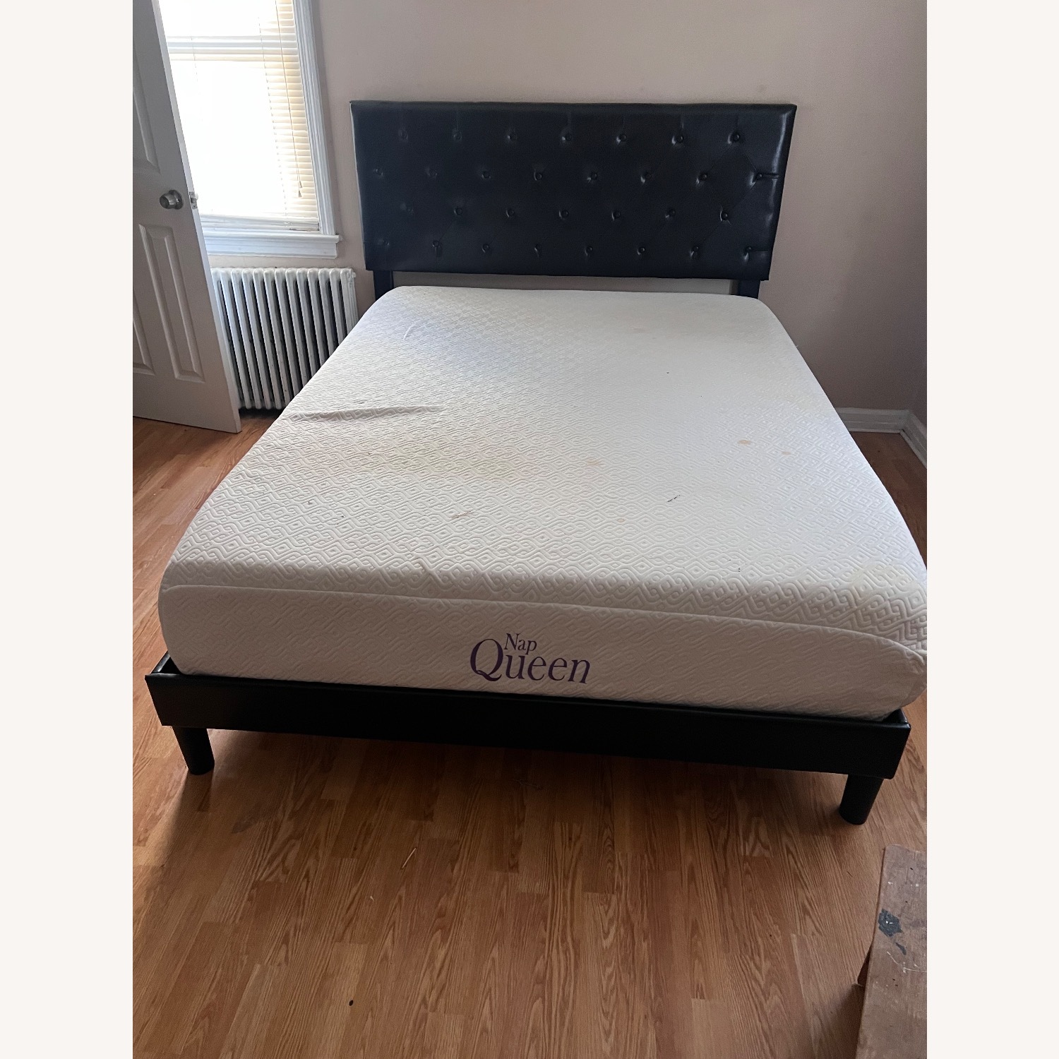 Black Queen Bed - image-3