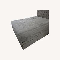 White Wood Queen Bed