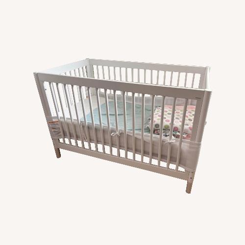 Used Crib for Nursery (White) for sale on AptDeco