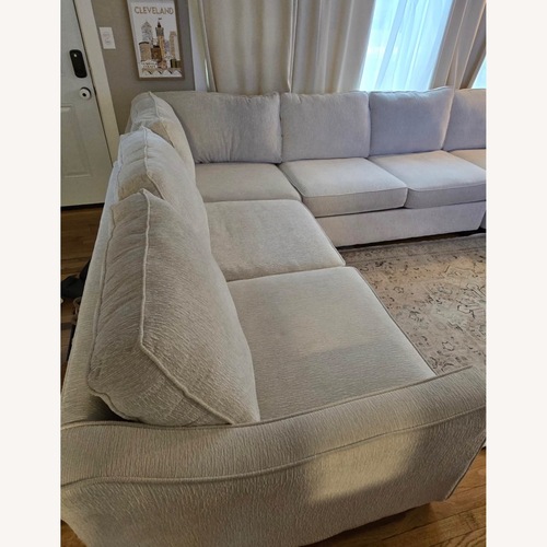 Used Value City Furniture White 3+ Piece Sectional for sale on AptDeco