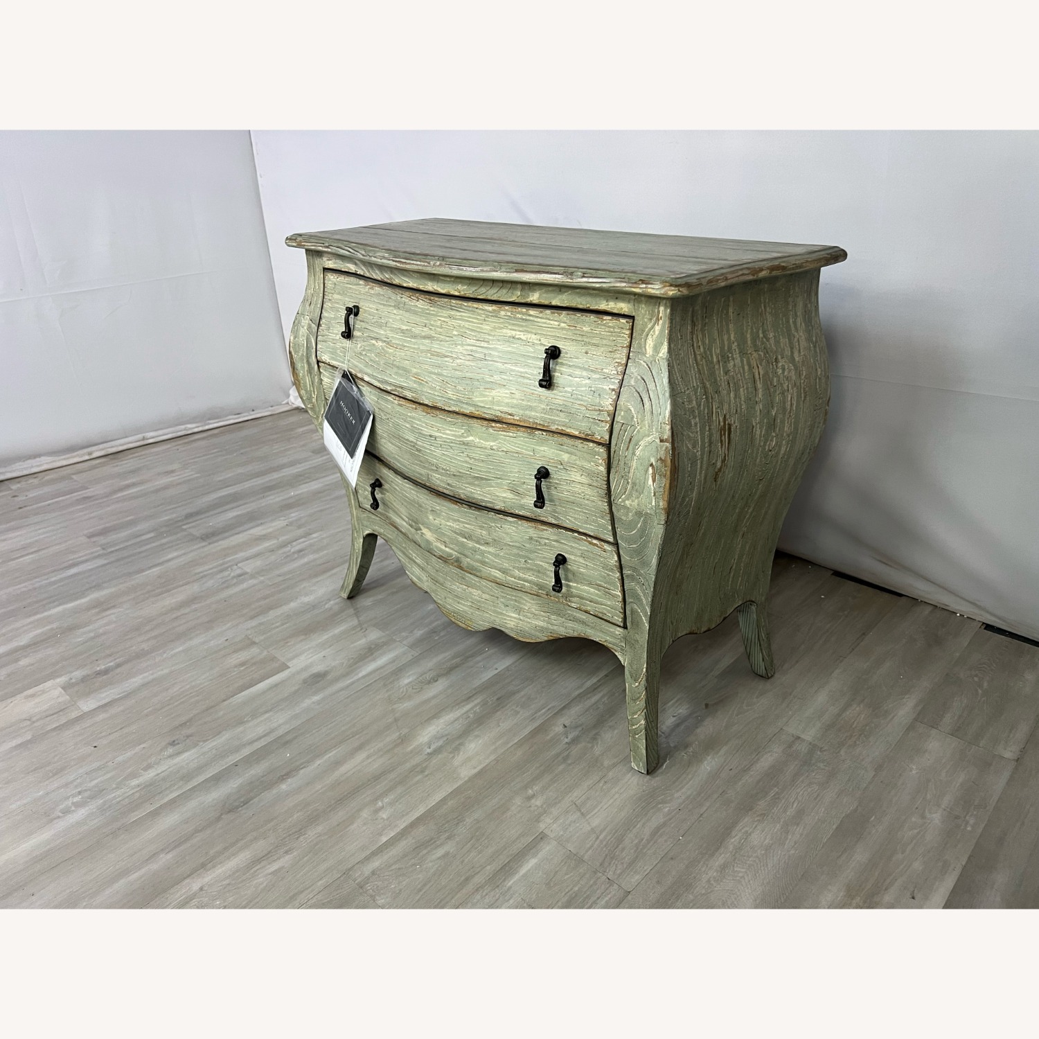 Hooker Furniture Traditions 3-Drawers Nightstand - image-6