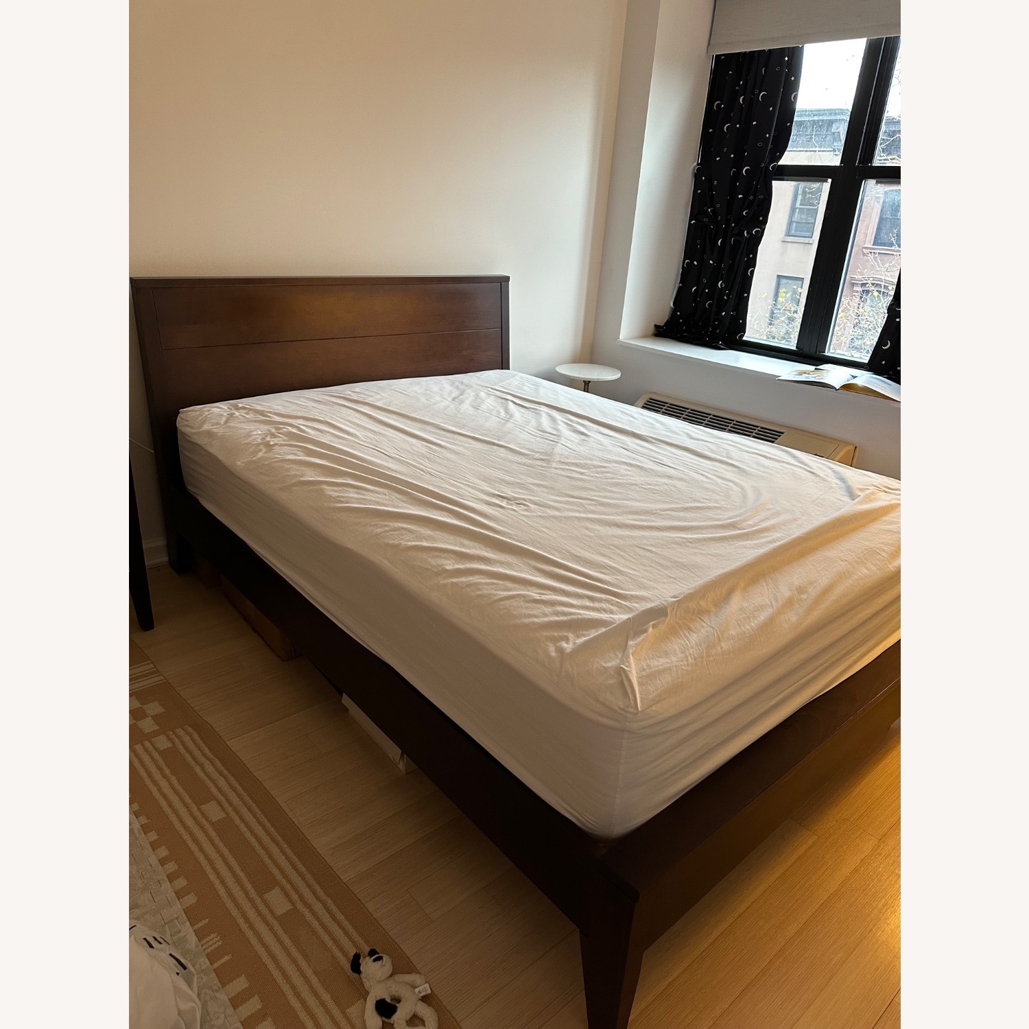 Room & Board Calvin Queen Bed - image-2