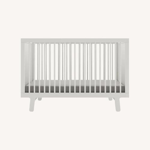 Used Oeuf Sparrow Crib White for sale on AptDeco