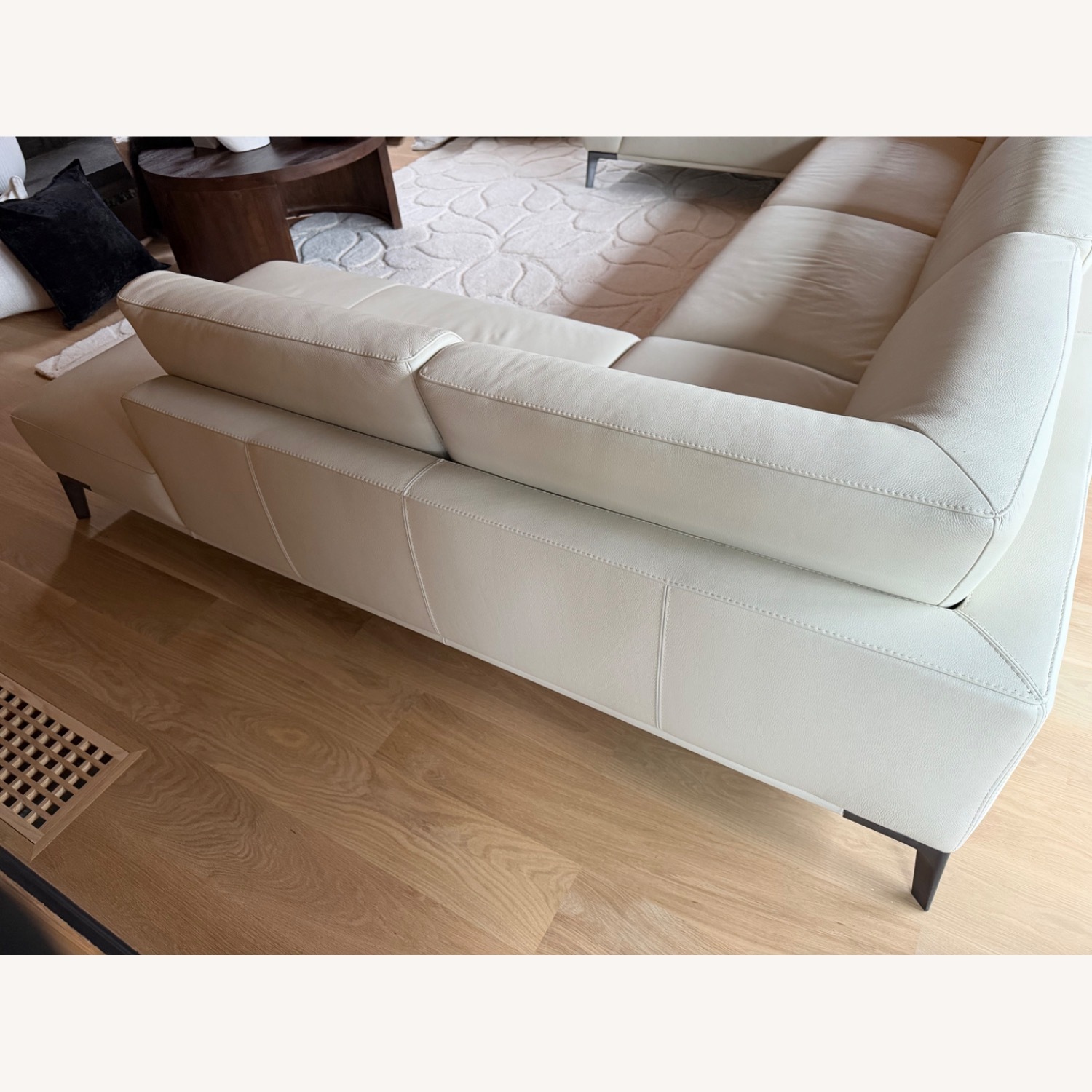 Roche Bobois Meterore Greige Leather 3+ Piece Sectional - image-5