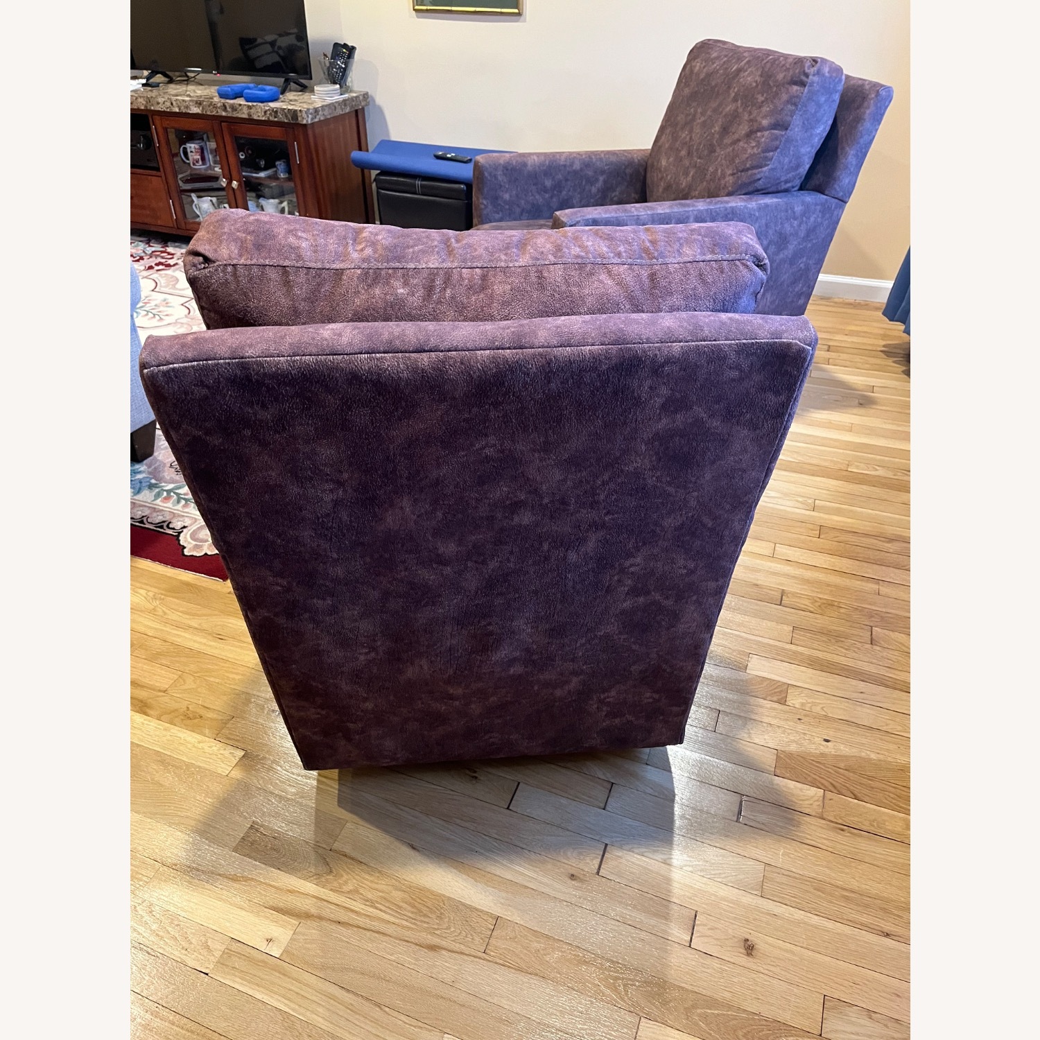 Bassett Dark Brown Fabric Accent Chairs - image-9