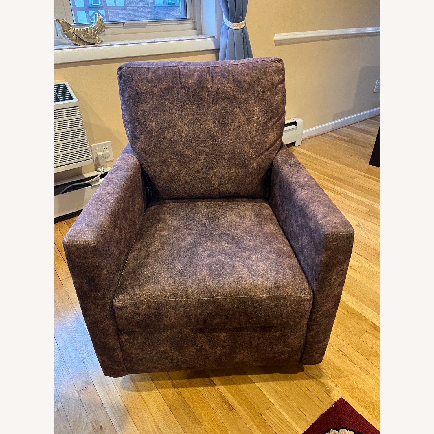 Bassett Dark Brown Fabric Accent Chairs - image-11