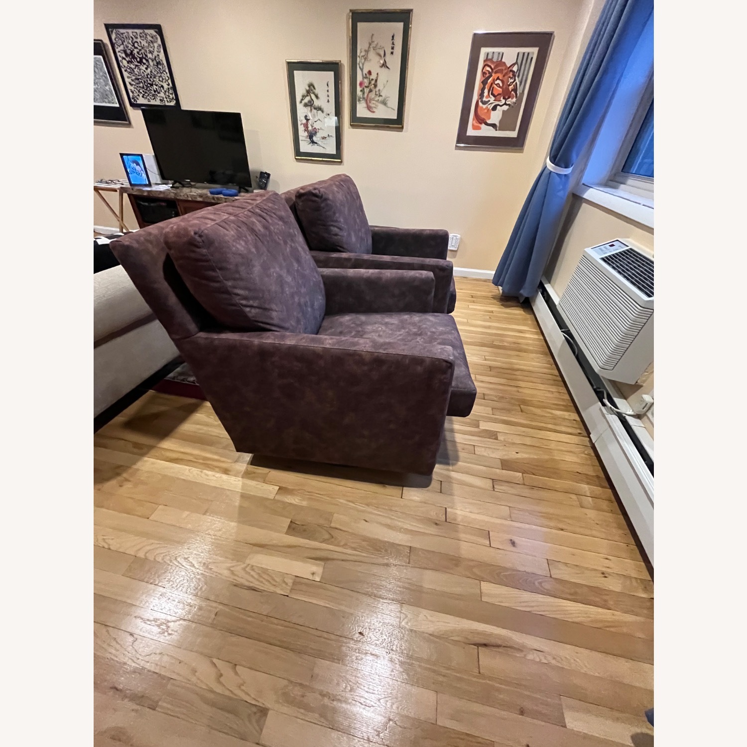 Bassett Dark Brown Fabric Accent Chairs - image-6