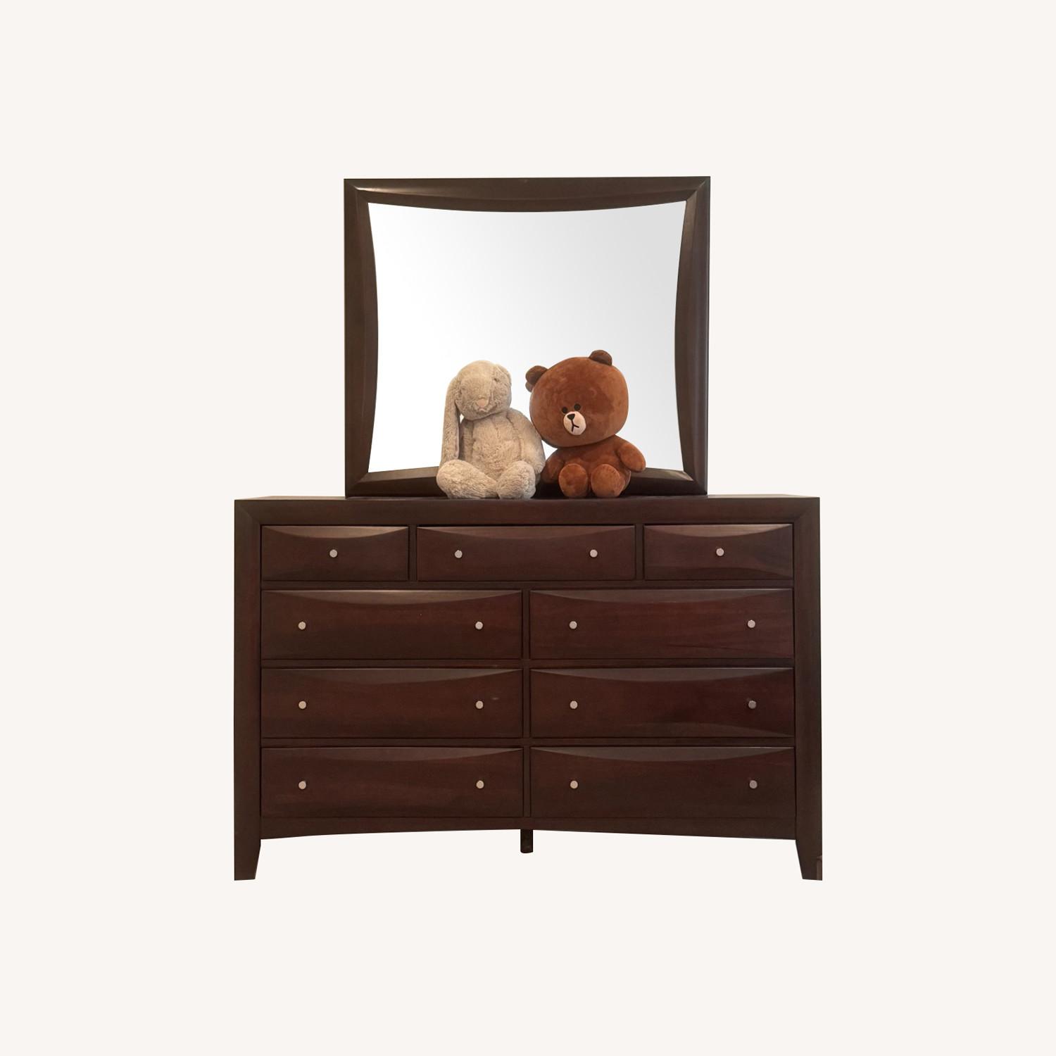 Value City Furniture Dresser - image-0