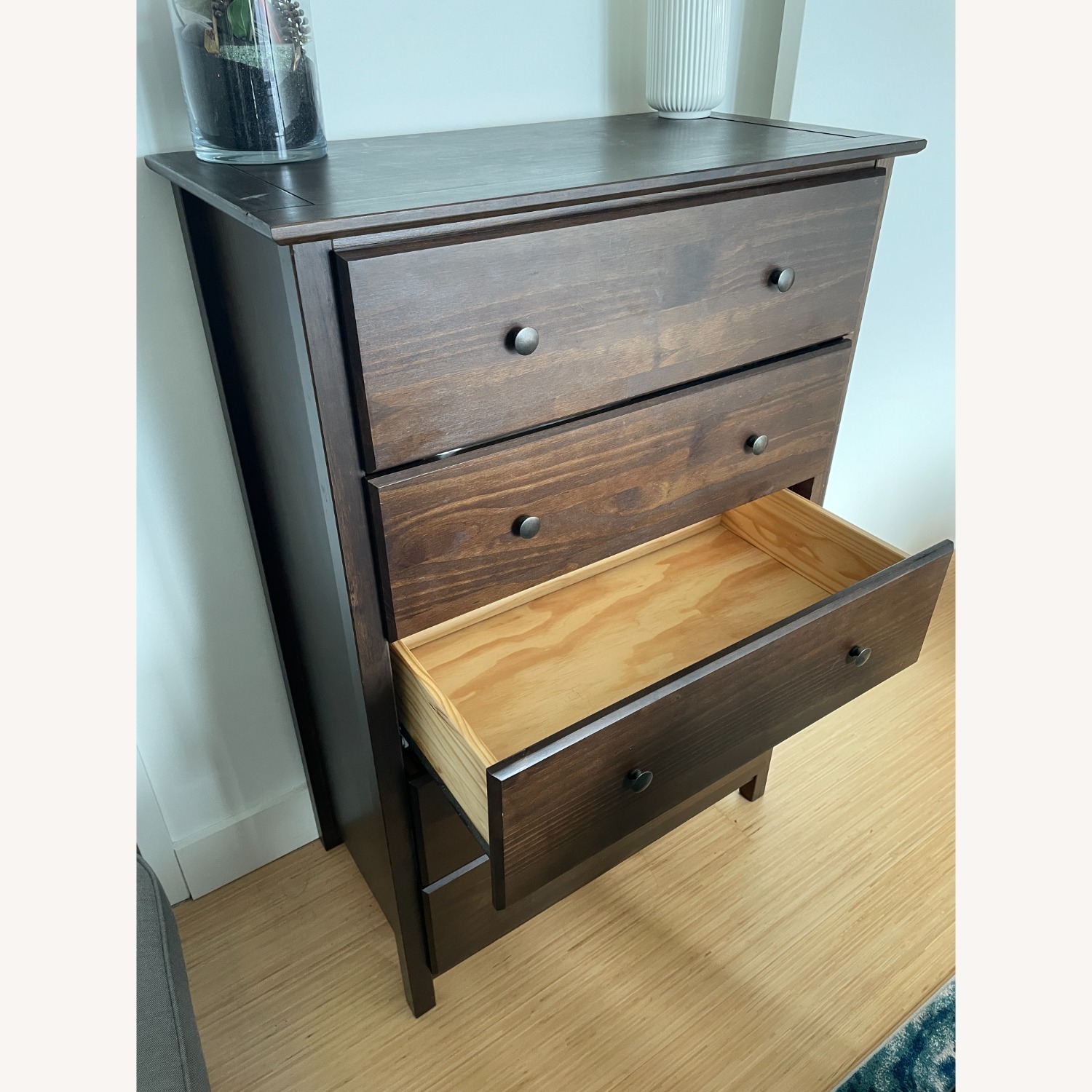 Grainwood Shaker 5-Drawer Chest - image-3