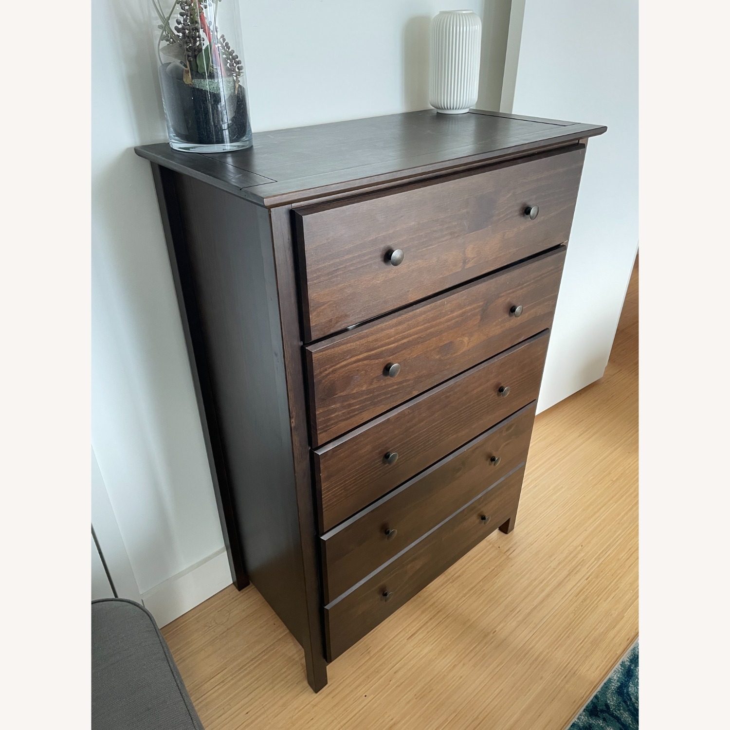 Grainwood Shaker 5-Drawer Chest - image-2
