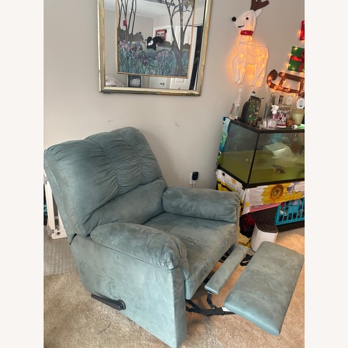 Used Recliner Chair  for sale on AptDeco