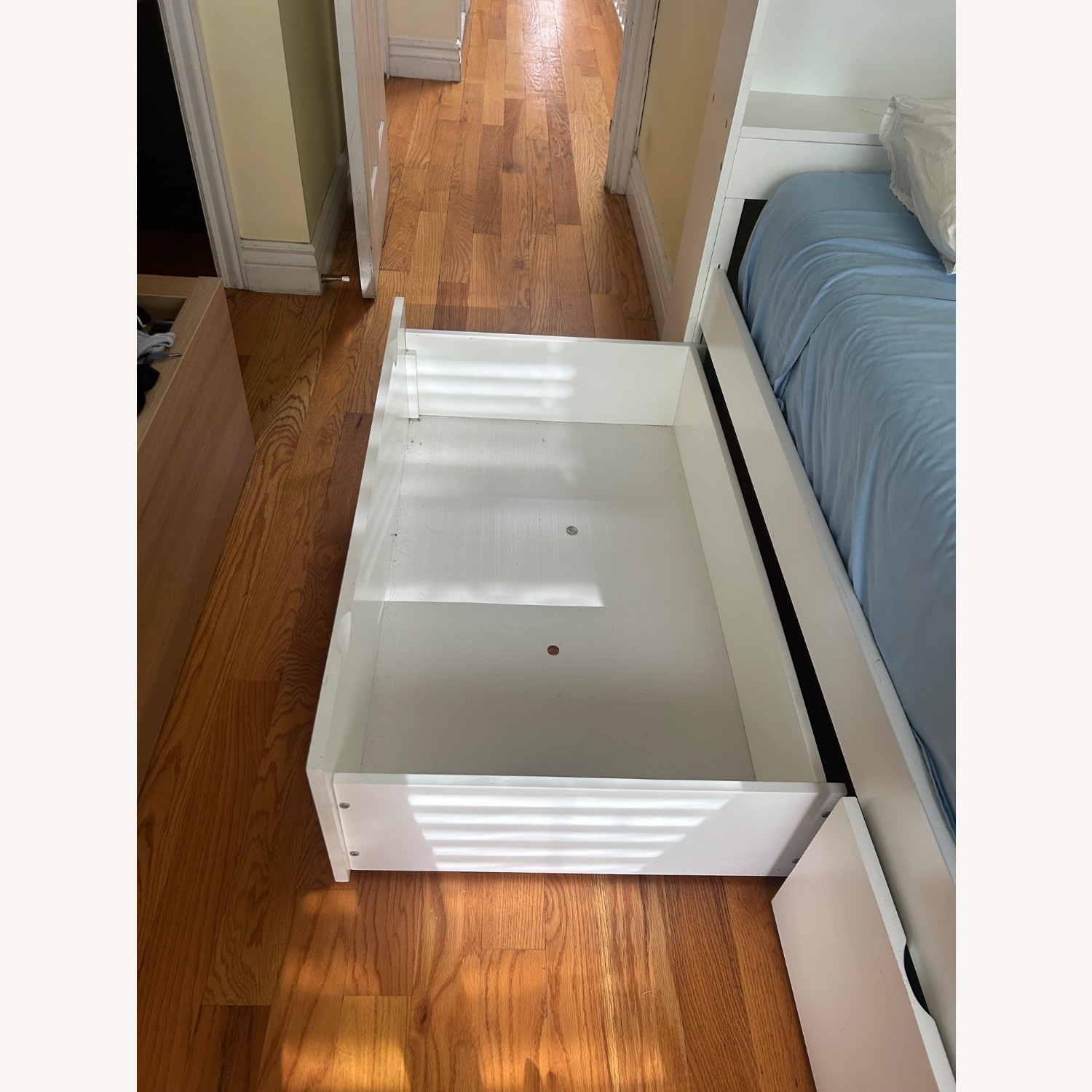 White Wood Veneer Twin Bed - image-4