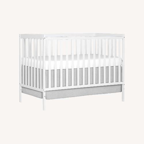 Used Dream On Me Synergy 5 in 1 Convertible Crib for sale on AptDeco