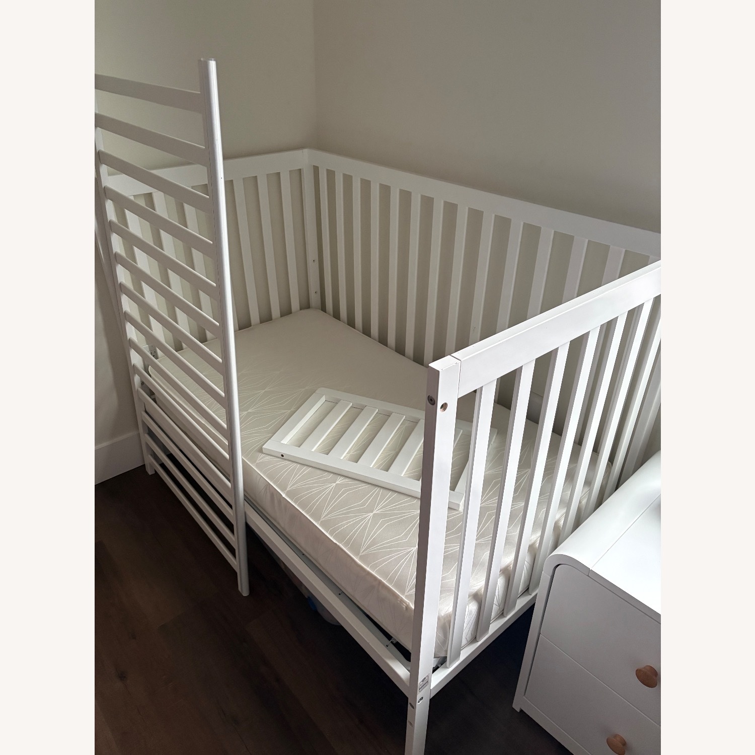 Dream On Me Synergy 5 in 1 Convertible Crib  - image-3